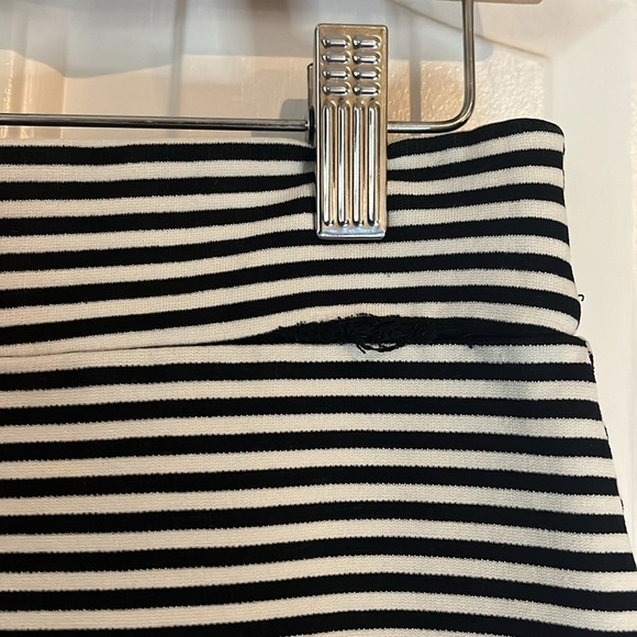 Toad & Co | Black & White Striped Pencil Skirt Tencel Lyocell Blend Medium - Picture 9 of 9